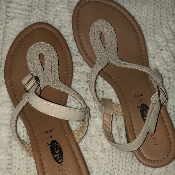 Etcetera Shoes Mini Wedge Sandals Poshmark